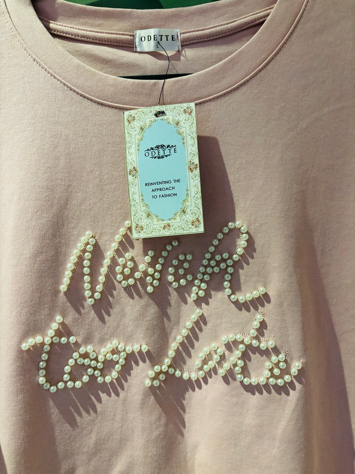 Odette Pearl Embellished Graphic T-Shirt – Blush Pink