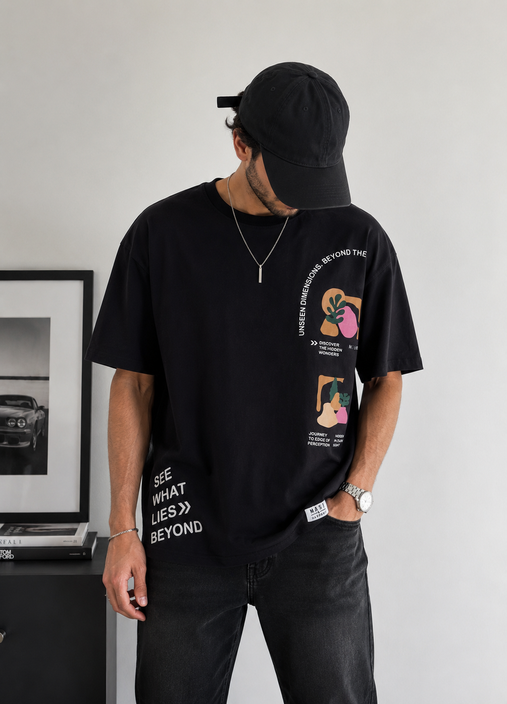 MAST & HARBOUR GRAPHIC T-SHIRT — BLACK (L)