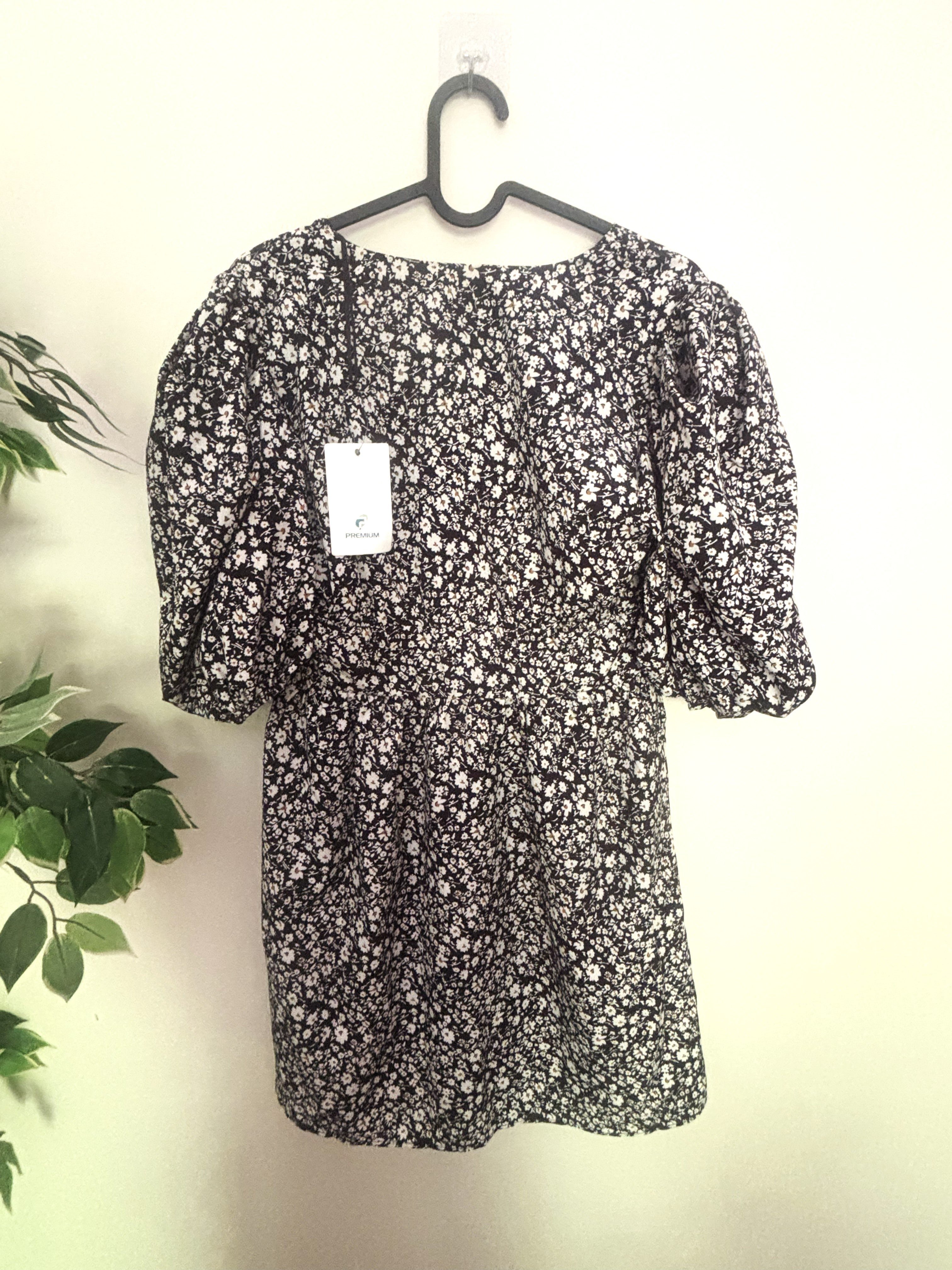 Moda Rapido Black Ditsy Floral Puff Sleeve Mini Dress