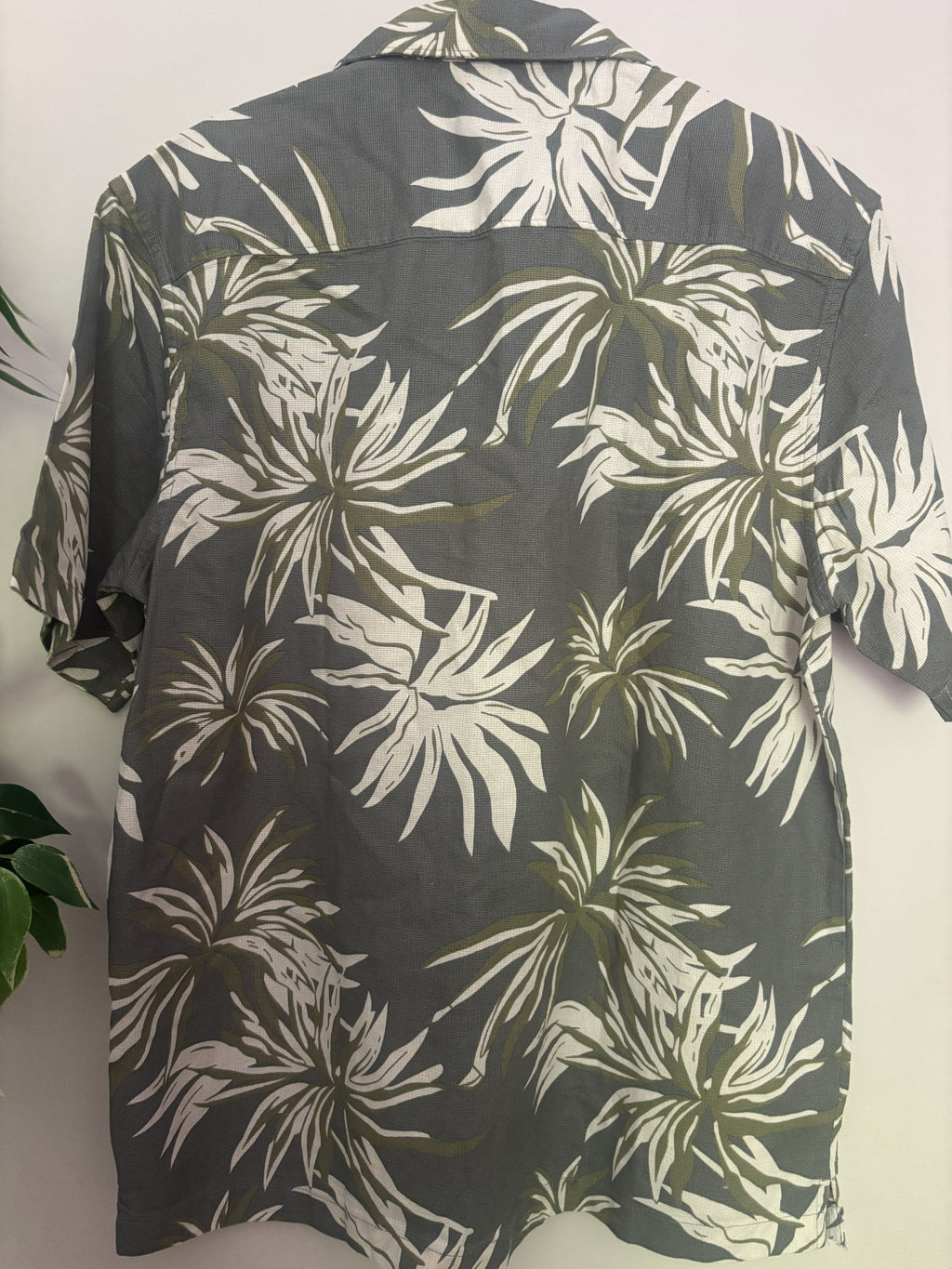 People Tropical Olive Palm Print Resort Shirt