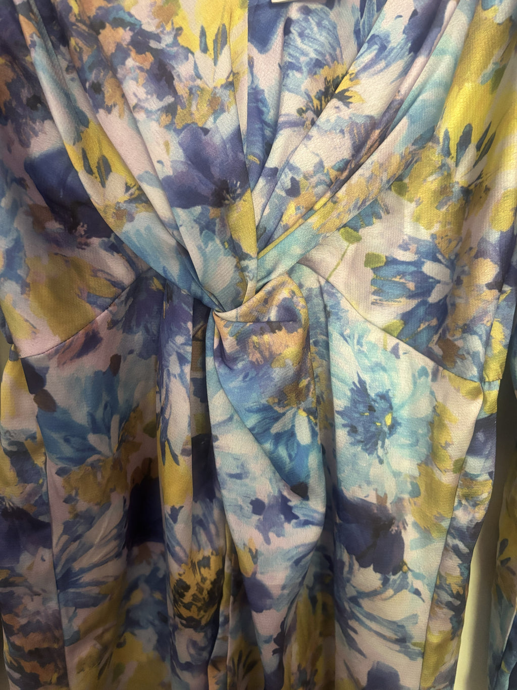 Outryt Watercolor Floral knot Dress