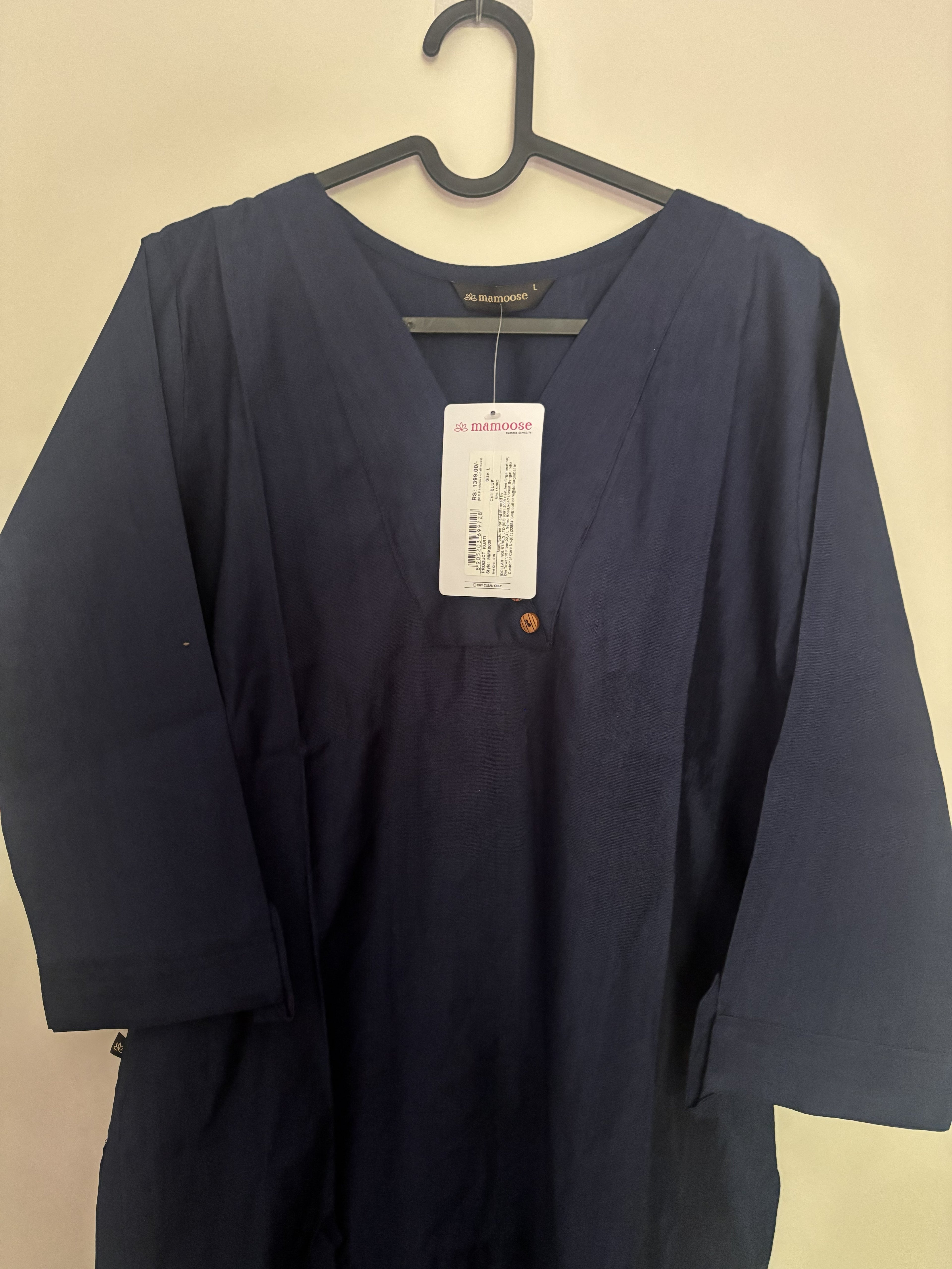 Mamoose Navy Blue Solid Linen-Look Longline Kurta