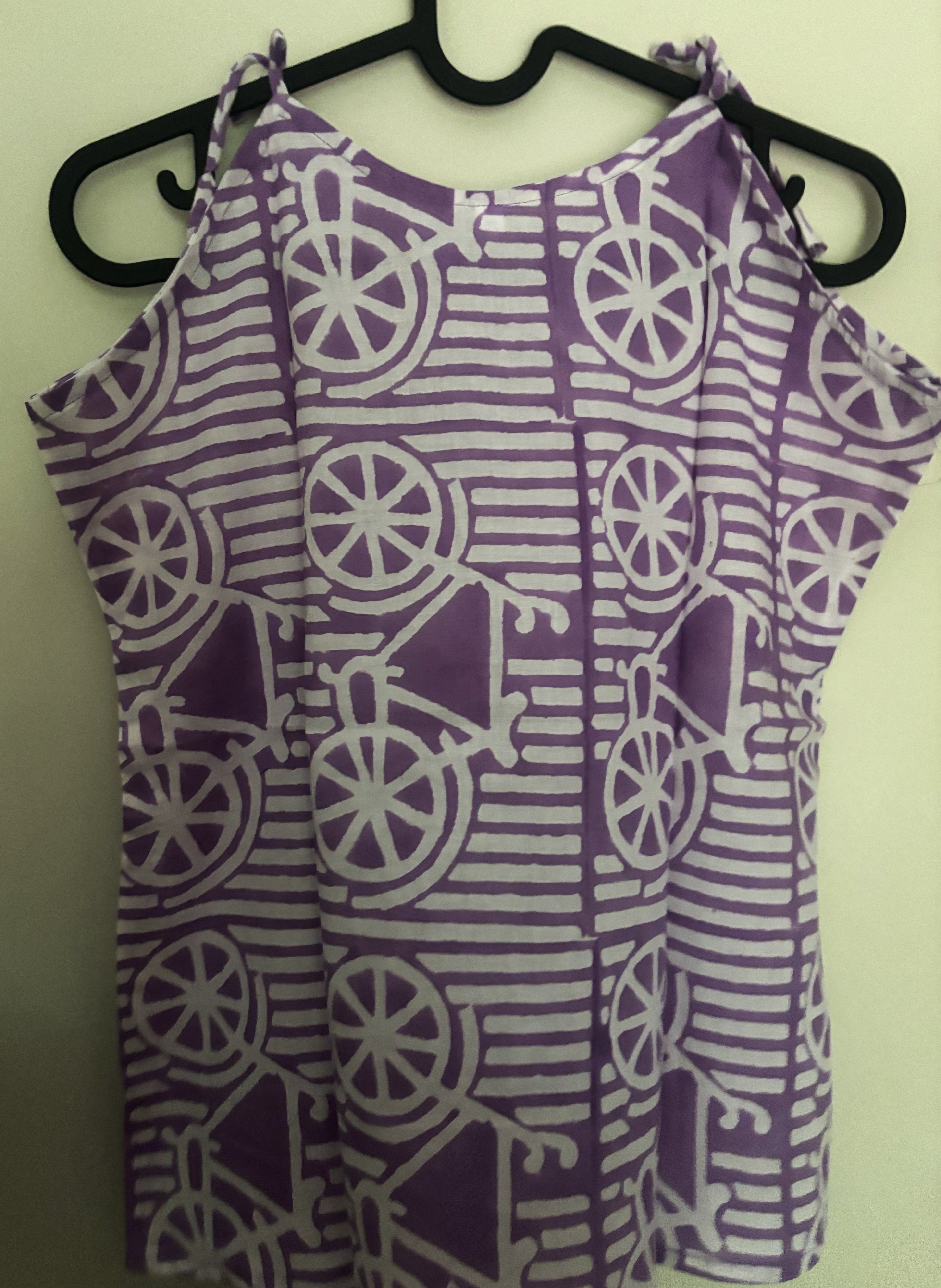 Handcrafted Chakra Print Cotton Top – Violet & White
